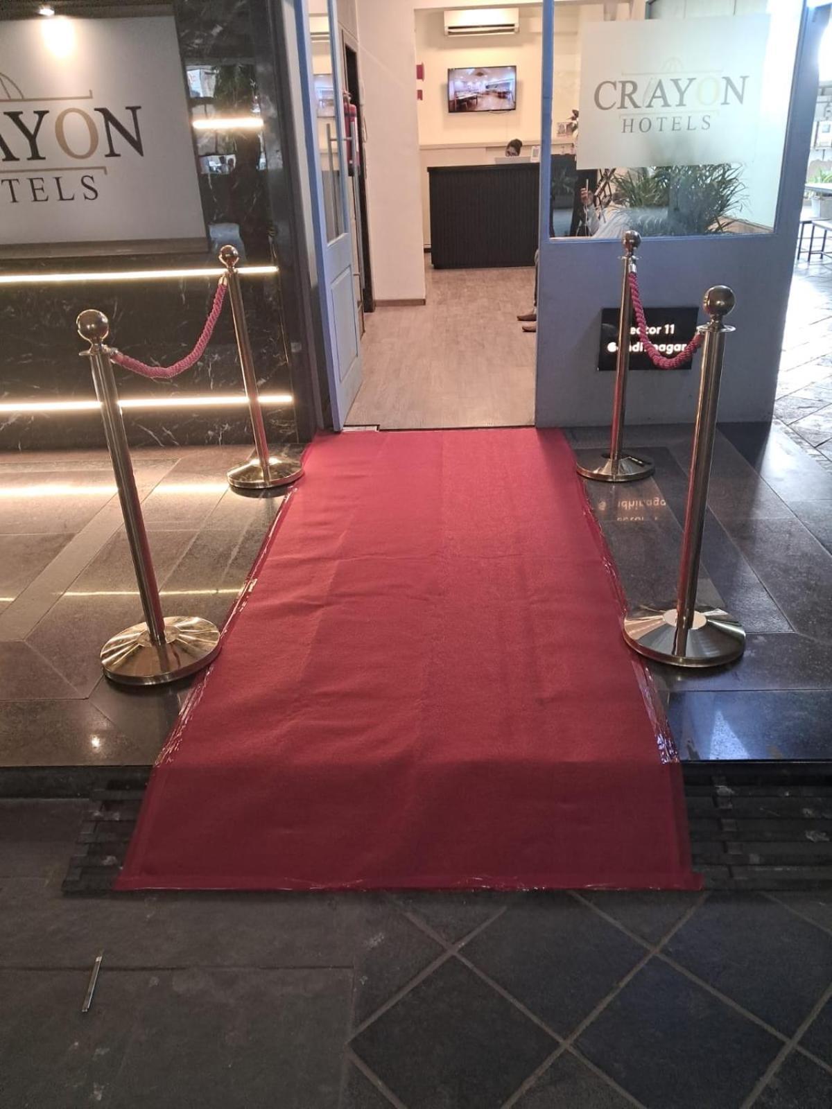 Crayon Hotels Gandhinagar Luaran gambar